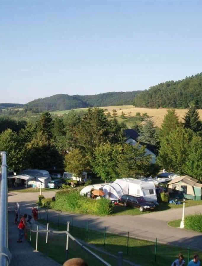 Country Camp Camping Nommerlayen Nommern Zewnętrze zdjęcie
